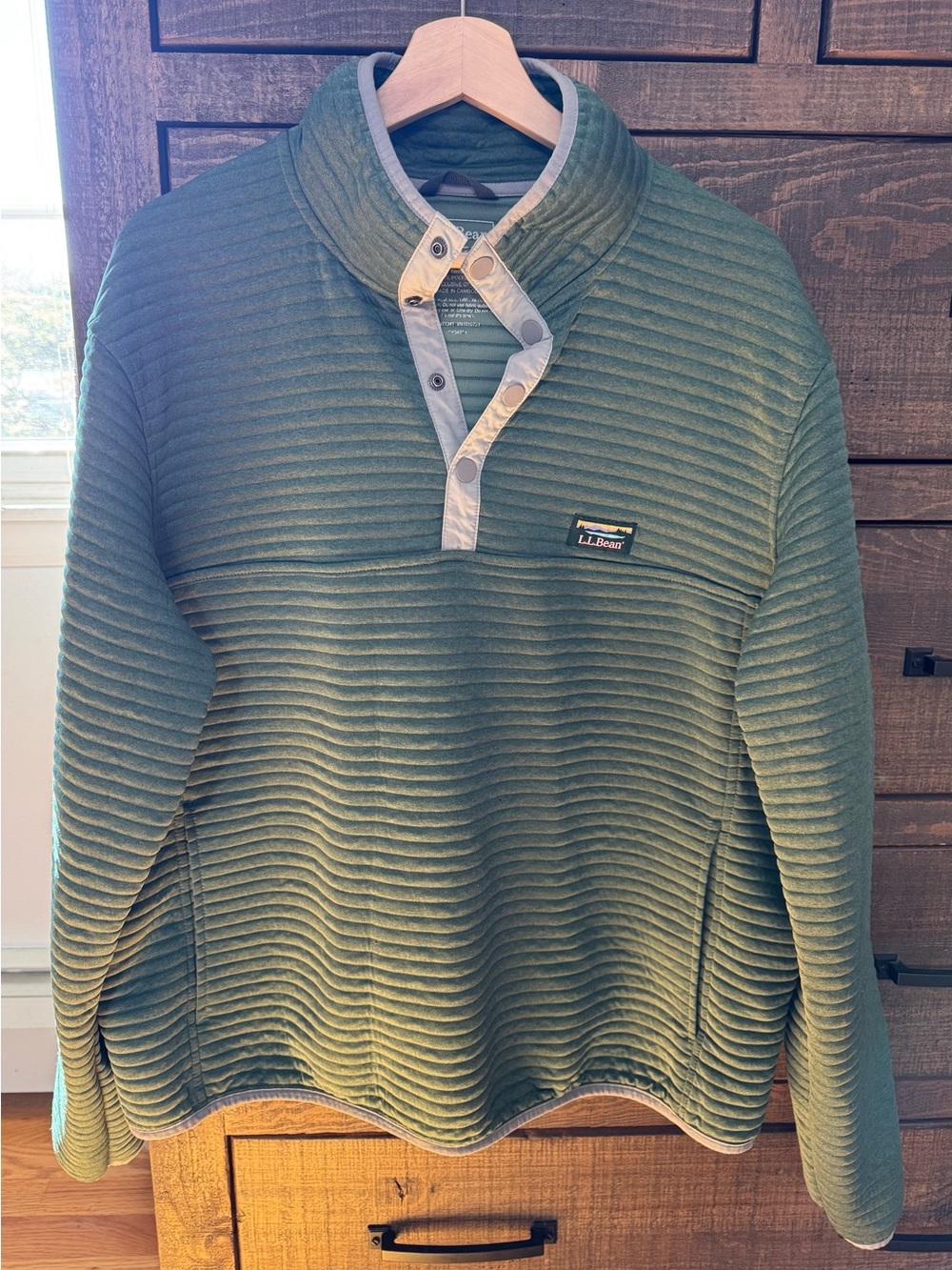 L.L. Bean Men's Green Quilted Snap-Placket Pullover Sweater